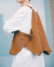 画像をギャラリービューアに読み込む, Corduroy Vest apron 〝Brown〟