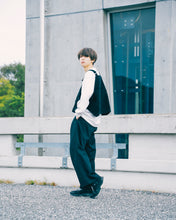 画像をギャラリービューアに読み込む, Corduroy Vest apron 〝Black〟