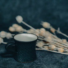画像をギャラリービューアに読み込む, しのぎマグカップ (黒)